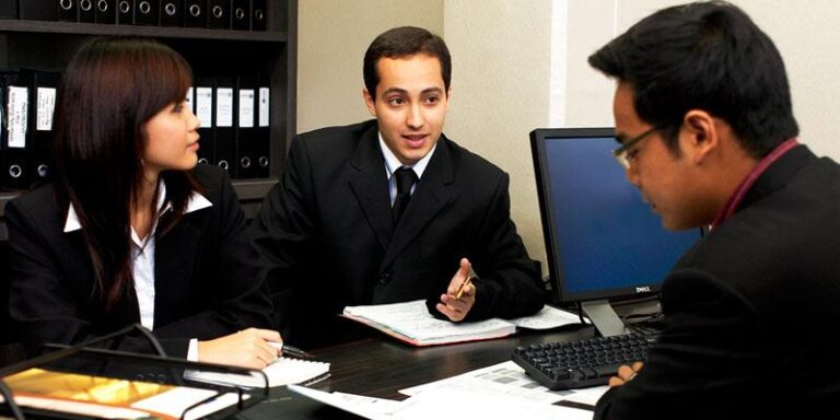 Luật sư Việt Nam có thể làm giám đốc công ty luật nước ngoài không?