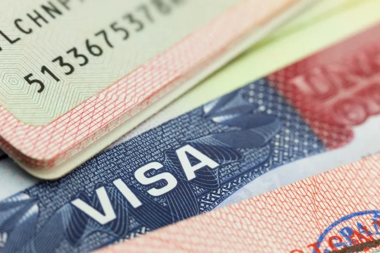 Thủ tục xin Visa thăm thân cho người nước ngoài nhập cảnh vào Việt Nam