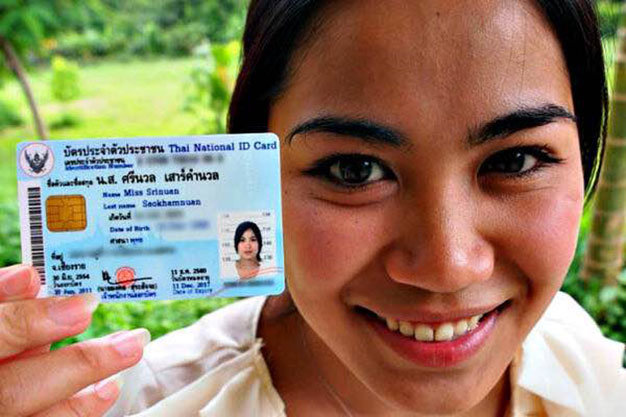 Người không quốc tịch có bị trục xuất khi phạm tội không?